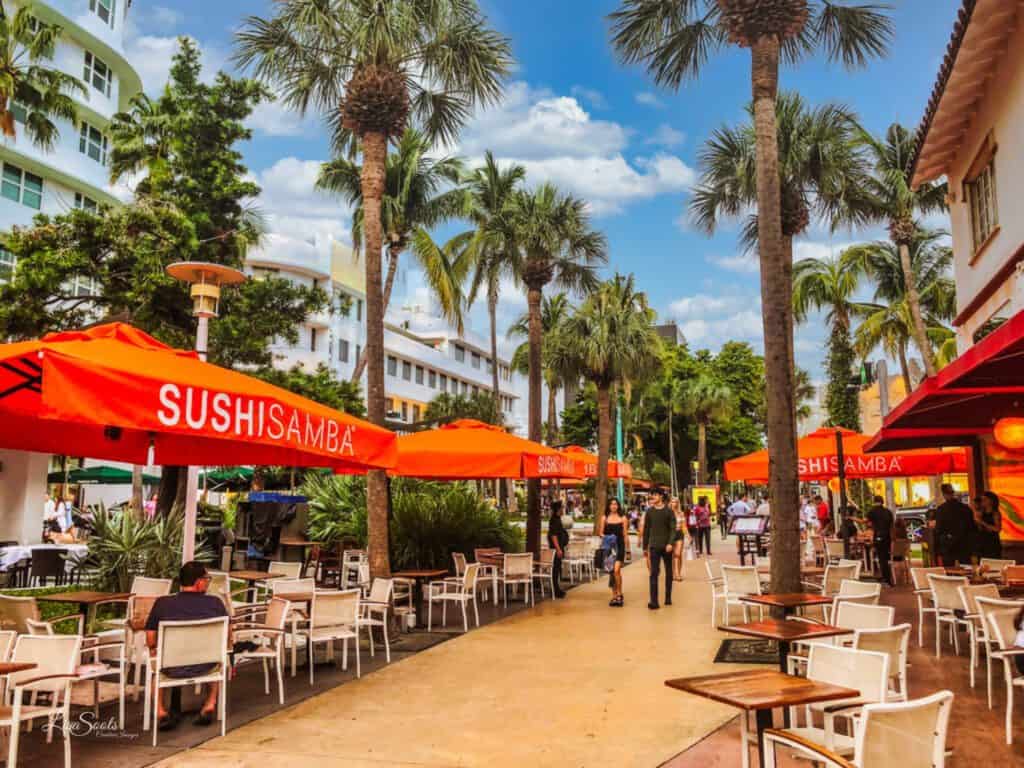 Lincoln Road Mall - photo by Lisa Soots