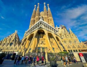 Best Places to Visit in Barcelona - photo by Lisa Soots